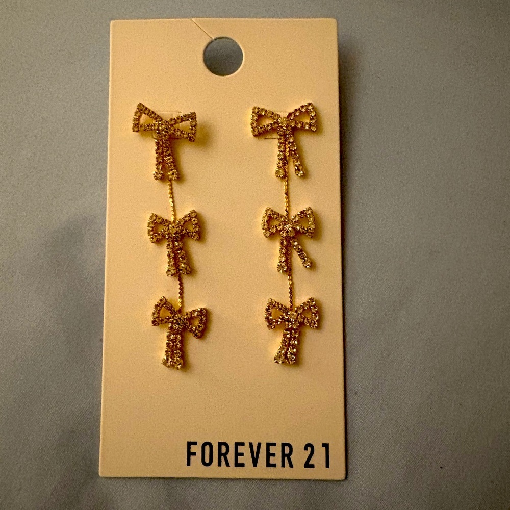 NEW Forever 21 Gold Bow Earrings